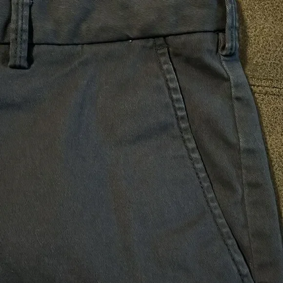 IZOD Saltwater Stretch Shorts - Picture 3 of 4